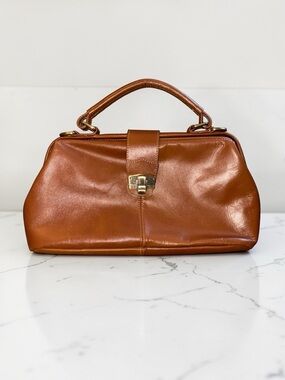 Amerileather Hillary Classic Gladstone Brown Leather Top-Handle Satchel